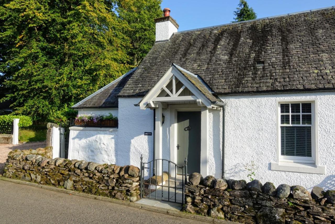 Ross Lodge Comrie Exteriér fotografie