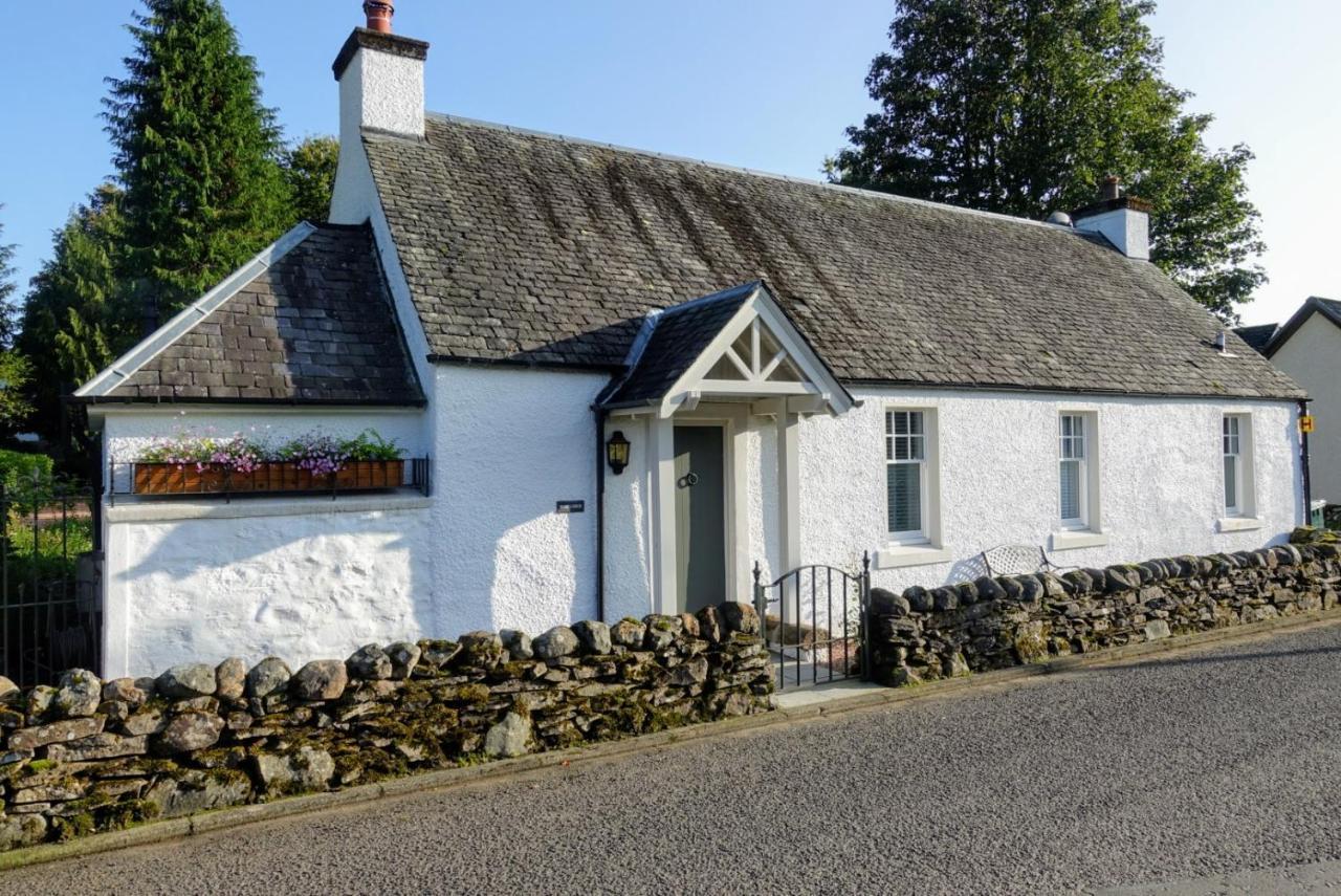 Ross Lodge Comrie Exteriér fotografie